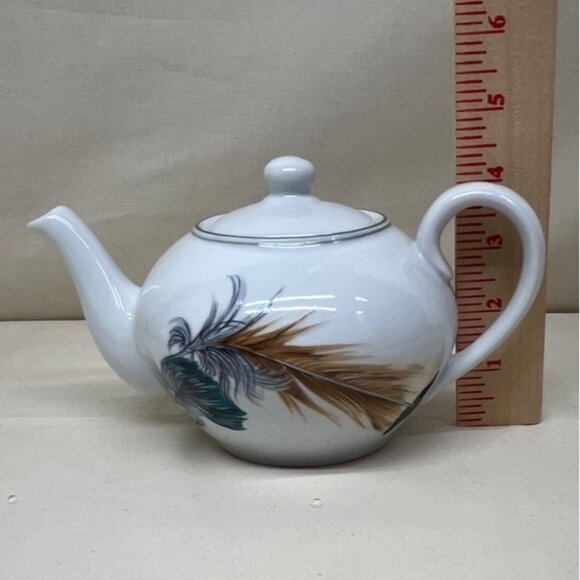 Limoges Patrick Frey Paris Plumes & Ferrieres Porcelain Tea Pot - Picture 6 of 7